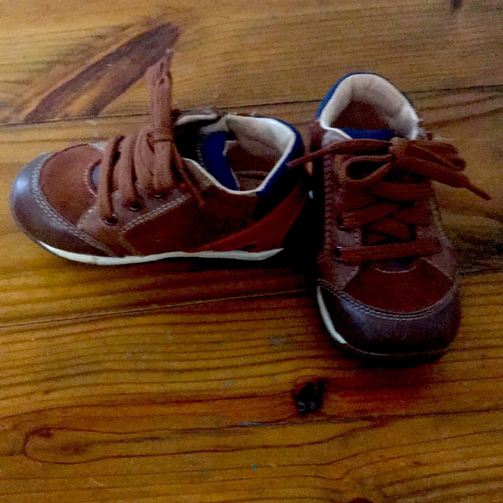 Size 4/5 C shoes